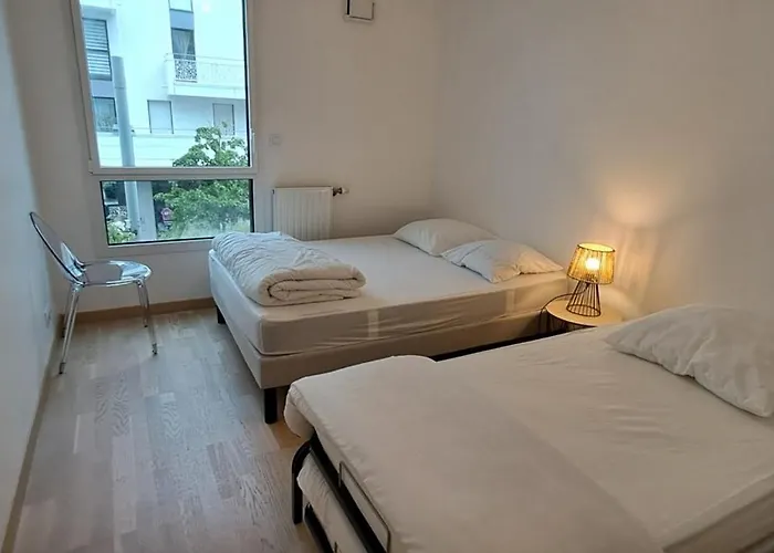 Spacious Near The Sea