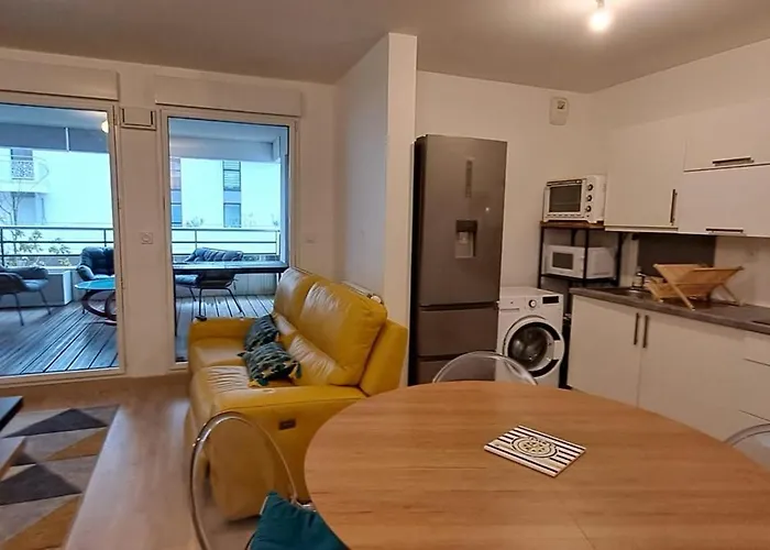 Διαμέρισμα Spacious Near The Sea *